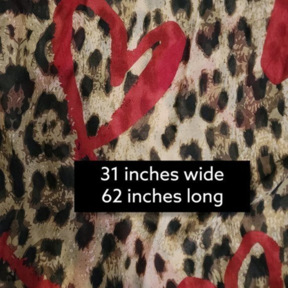 Women's Cheetah Print and Heart Print Scarf Size 31 Inch Wide & 62 Inch Long - Picture 5 of 5